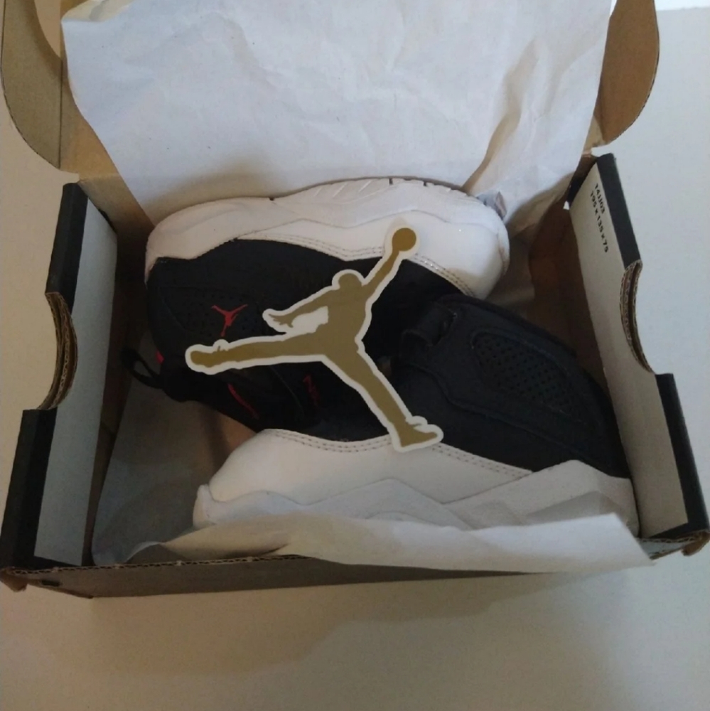 Jordan B'LOYAL